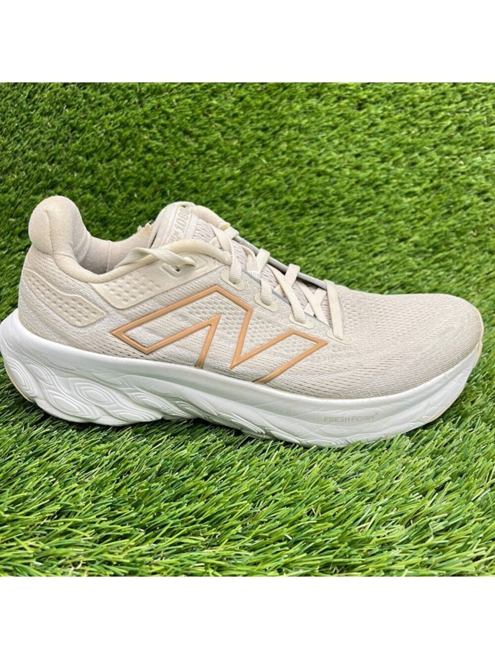 New Balance Fresh Foam X 1080v13 Womens Size 8.5 Beige Running Shoes Sneakers